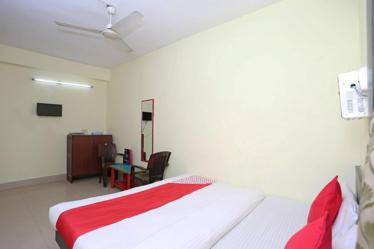 Oyo 5719 Hotel Jannat Palace Bhubaneswar Exterior photo